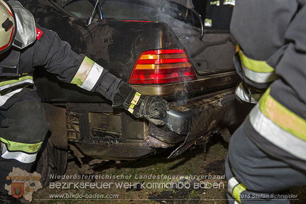 20150406_Fahrzeugbrand_Wampersdorf_17