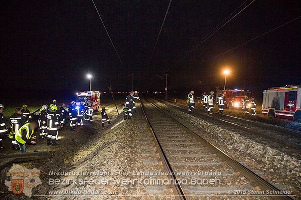 20150406_Fahrzeugbrand_Wampersdorf_24