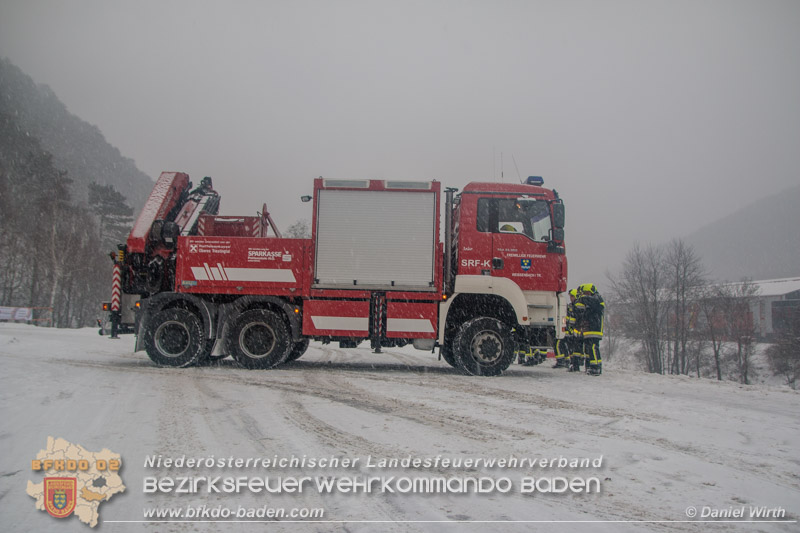 20160123 Wohnmobil verunfallt auf der LB18 bei Altenmarkt a.d.Triesting  Foto: © Daniel Wirth