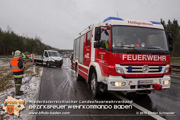 20160205 VU A21 Abfahrt Heiligenkreuz RFb Wien Foto: © Stefan Schneider 20160205 VU A21 Abfahrt Heiligenkreuz RFb Wien Foto: © Stefan Schneider