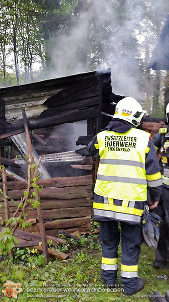 20160423 Brand einer Holzhütte in Siegenfeld-Rosental  Foto: © FF Siegenfeld