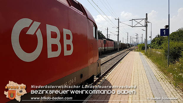 20160625 Flurbrnde auf der Sdbahnstrecke durch defekte Bremse eines Gterzuges Foto:  Stefan Schneider