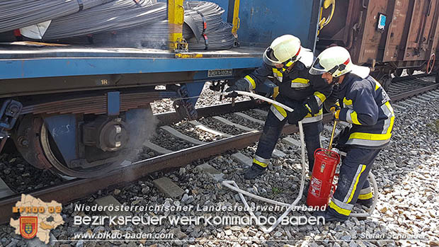 20160625 Flurbrnde auf der Sdbahnstrecke durch defekte Bremse eines Gterzuges Foto:  Stefan Schneider