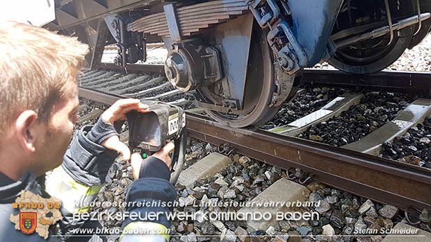 20160625 Flurbrnde auf der Sdbahnstrecke durch defekte Bremse eines Gterzuges Foto:  Stefan Schneider