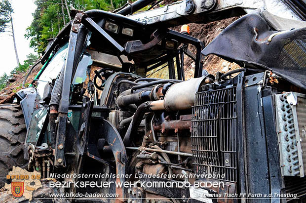 20160715 Bergung der verunglckten Arbeitsmaschine nach schweren Forstunfall  Foto: Thomas Tisch