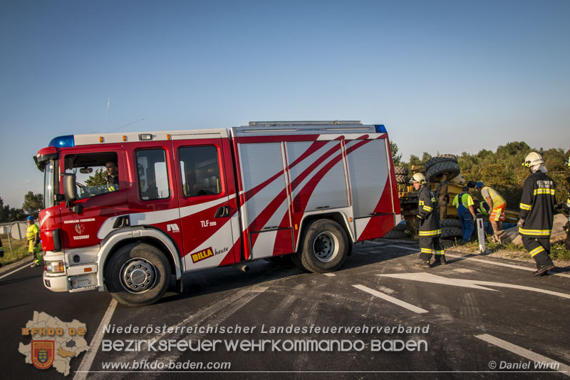 20160817 Baggerbergung Teesdorf, Foto Daniel Wirth