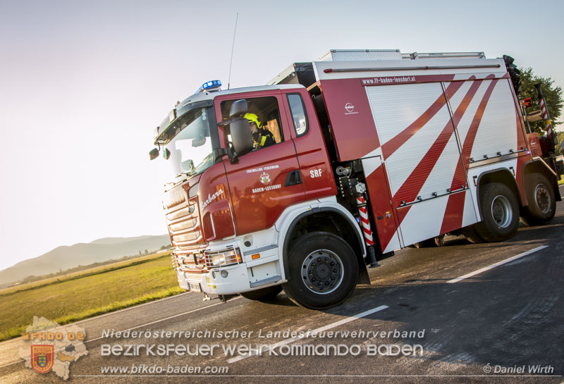 20160817 Baggerbergung Teesdorf, Foto Daniel Wirth 20160817 Baggerbergung Teesdorf, Foto Daniel Wirth