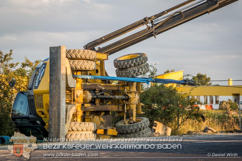 20160817 Baggerbergung Teesdorf, Foto Daniel Wirth