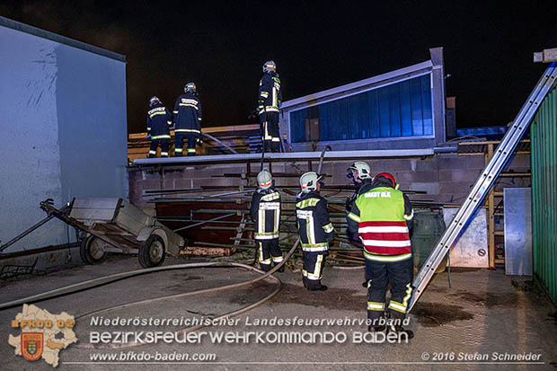 20160913 Brand bei Gewerbebetrieb in Enzesfeld  Foto:  Stefan Schneider