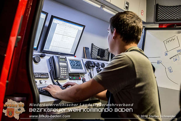 20160913 Brand bei Gewerbebetrieb in Enzesfeld  Foto:  Stefan Schneider