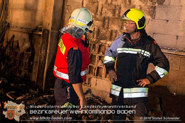 20160913 Brand bei Gewerbebetrieb in Enzesfeld  Foto:  Stefan Schneider