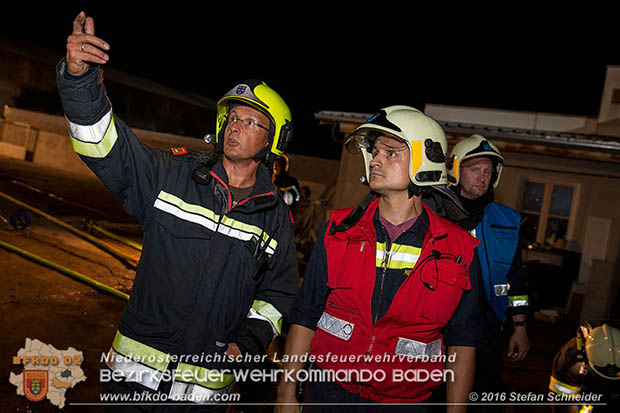 20160913 Brand bei Gewerbebetrieb in Enzesfeld  Foto:  Stefan Schneider