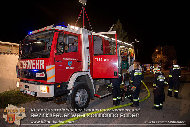 20160913 Brand bei Gewerbebetrieb in Enzesfeld  Foto:  Stefan Schneider