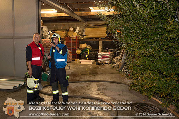 20160913 Brand bei Gewerbebetrieb in Enzesfeld  Foto:  Stefan Schneider