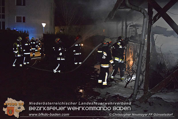 20161127 Vollbrand eines abgestellten Wohnmobils in Schönau a.d.Triesting  Foto: © Christopher Neumayer