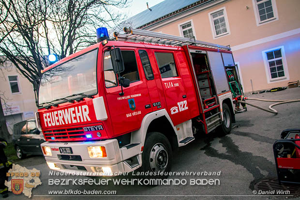 20161207 Brand in einem Gewerbentrieb im Kammgarnzentrum Bad Vöslau Foto: © Daniel Wirth