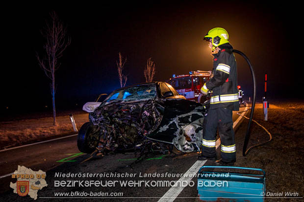 20170129 Folgenschwerer Verkehrsunfall mit zwei Toten auf der Landestraße 4040 Leobersdorf-Sollenau  Foto: © Daniel Wirth