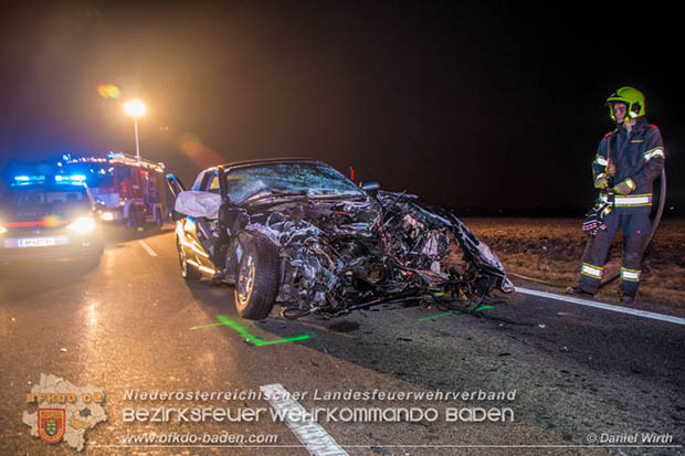 20170129 Folgenschwerer Verkehrsunfall mit zwei Toten auf der Landestraße 4040 Leobersdorf-Sollenau  Foto: © Daniel Wirth