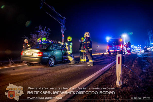 20170129 Folgenschwerer Verkehrsunfall mit zwei Toten auf der Landestraße 4040 Leobersdorf-Sollenau  Foto: © Daniel Wirth