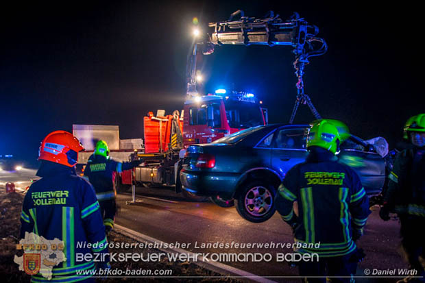 20170129 Folgenschwerer Verkehrsunfall mit zwei Toten auf der Landestraße 4040 Leobersdorf-Sollenau  Foto: © Daniel Wirth