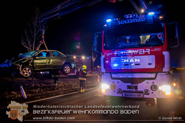 20170129 Folgenschwerer Verkehrsunfall mit zwei Toten auf der Landestraße 4040 Leobersdorf-Sollenau  Foto: © Daniel Wirth