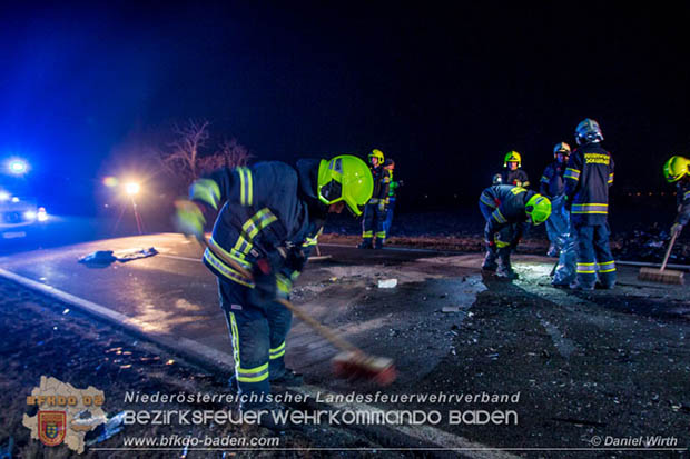 20170129 Folgenschwerer Verkehrsunfall mit zwei Toten auf der Landestraße 4040 Leobersdorf-Sollenau  Foto: © Daniel Wirth