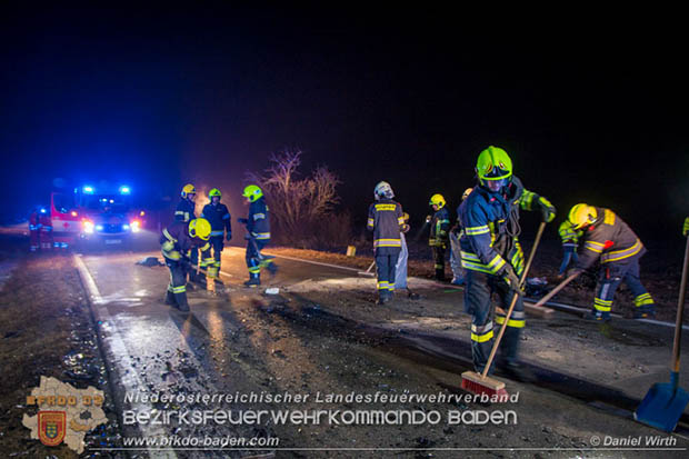 20170129 Folgenschwerer Verkehrsunfall mit zwei Toten auf der Landestraße 4040 Leobersdorf-Sollenau  Foto: © Daniel Wirth