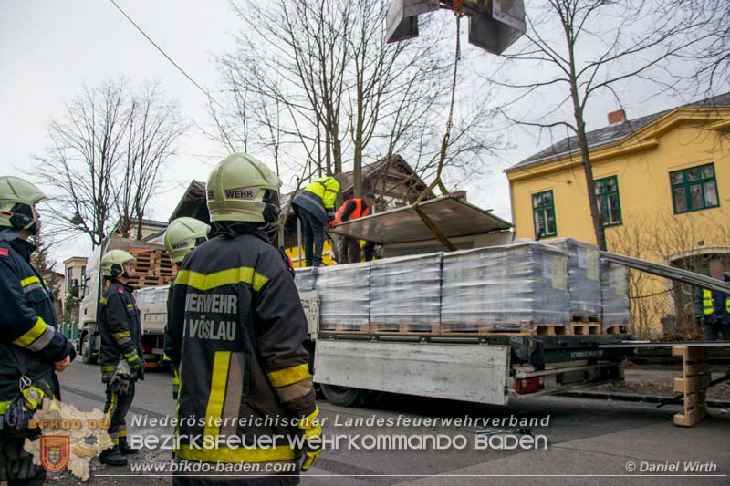 20170217 LKW Unfall in Bad Vöslau  Foto: © Daniel Wirth
