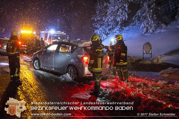 20170419 Verkehrschaos auf der A21 zwischen Alland und Hochstra  Foto:  Stefan Schneider BFK Baden