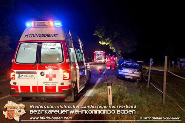 20170714 Verkehrsunfall mt tödlichem Ausgang auf der L157 zwischen Oeynhausen und Tattendorf im Gemeindegebiet Oberwaltersdorf  Foto: © Stefan Schneider BFK Baden