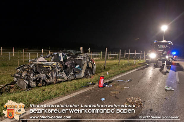 20170714 Verkehrsunfall mt tödlichem Ausgang auf der L157 zwischen Oeynhausen und Tattendorf im Gemeindegebiet Oberwaltersdorf  Foto: © Stefan Schneider BFK Baden