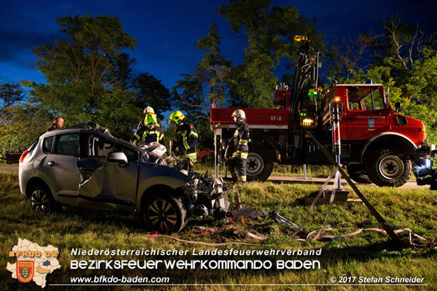 20170714 Verkehrsunfall mt tödlichem Ausgang auf der L157 zwischen Oeynhausen und Tattendorf im Gemeindegebiet Oberwaltersdorf  Foto: © Stefan Schneider BFK Baden