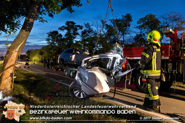 20170714 Verkehrsunfall mt tödlichem Ausgang auf der L157 zwischen Oeynhausen und Tattendorf im Gemeindegebiet Oberwaltersdorf  Foto: © Stefan Schneider BFK Baden