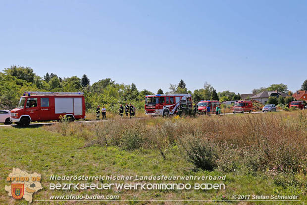 20170815 Küchenbrand in Reihen Wohnhaus in Blumau-Neurißhof Foto: © Stefan Schneider BFK Baden 20170815 Küchenbrand in Reihen Wohnhaus in Blumau-Neurißhof Foto: © Stefan Schneider BFK Baden