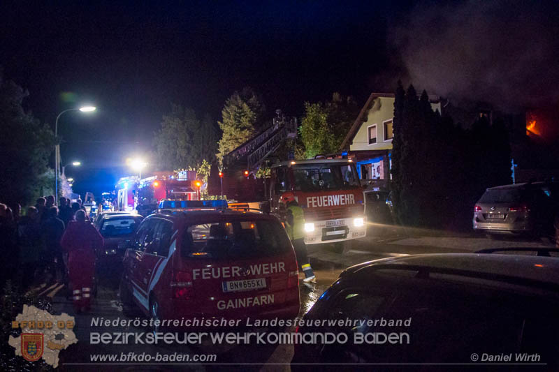 20170915 Wohnhausbrand in Gainfarn  Foto:  Daniel Wirth FF Stadt Bad Vslau