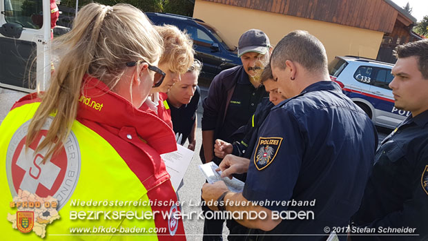20171013 Großangelegte Personensuche nach 29-jähigen Vermissten in Enzesfeld-Lindabrunn  Foto: © Stefan Schneider BFK BADEN