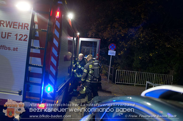 20171104 Explosion in der Wohnung einer Badener Wohnhausanlage  Foto:  Freiwillige Feuerwehr Baden-Stadt