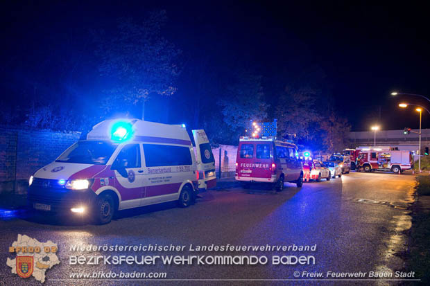 20171106 Verkehrsunfall in Baden LB212 Damgasse X Rudolf Zllnerstrae  Foto:  FF Baden-Stadt / Stefan Schneider