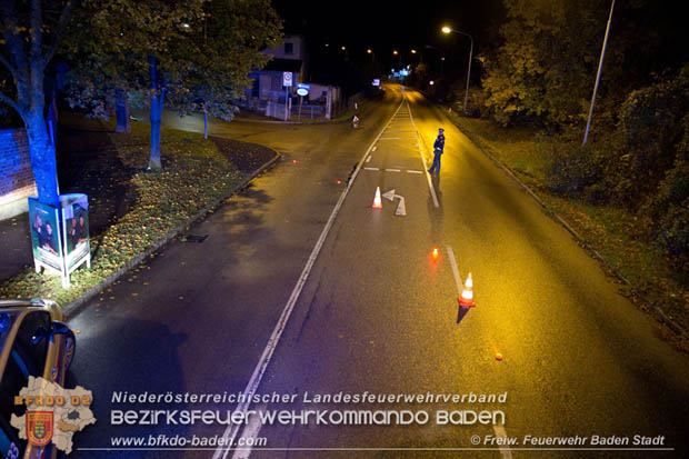 20171106 Verkehrsunfall in Baden LB212 Damgasse X Rudolf Zllnerstrae  Foto:  FF Baden-Stadt / Stefan Schneider