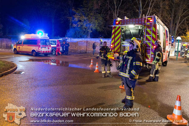 20171106 Verkehrsunfall in Baden LB212 Damgasse X Rudolf Zllnerstrae  Foto:  FF Baden-Stadt / Stefan Schneider