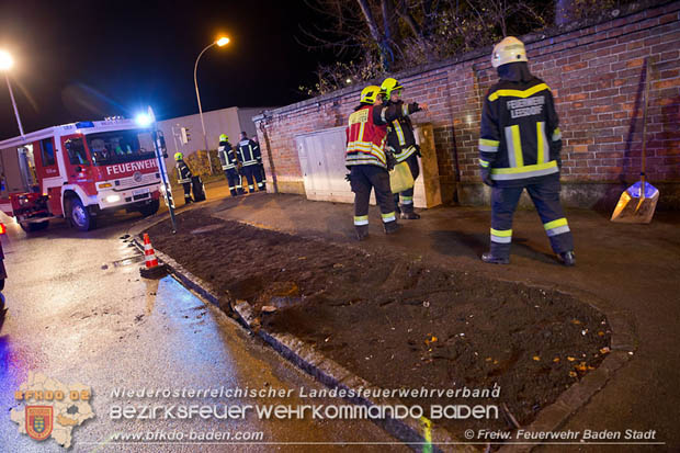 20171106 Verkehrsunfall in Baden LB212 Damgasse X Rudolf Zllnerstrae  Foto:  FF Baden-Stadt / Stefan Schneider