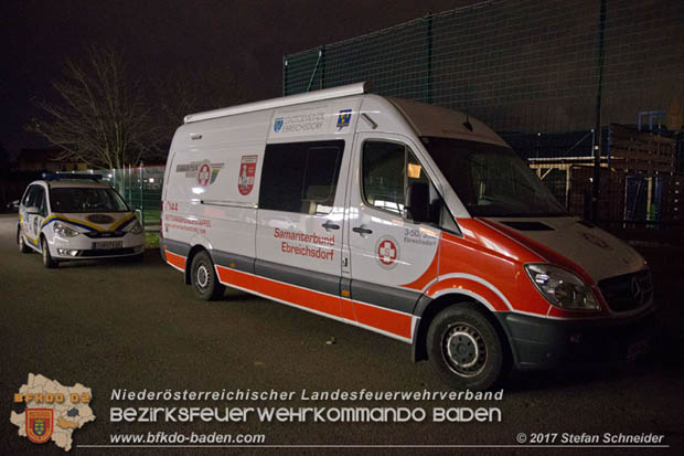 20171113 Personensuche nach 12-jährigen abgängigen Bub in Pfaffstätten Foto: Stefan Schneider BFK BADEN 20171113 Personensuche nach 12-jährigen abgängigen Bub in Pfaffstätten Foto: Stefan Schneider BFK BADEN