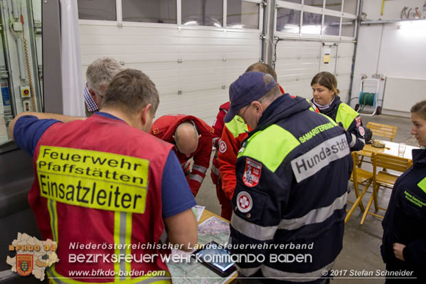 20171113 Personensuche nach 12-jährigen abgängigen Bub in Pfaffstätten  Foto: Stefan Schneider BFK BADEN