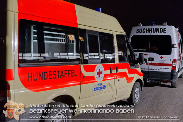 20171113 Personensuche nach 12-jährigen abgängigen Bub in Pfaffstätten Foto: Stefan Schneider BFK BADEN 20171113 Personensuche nach 12-jährigen abgängigen Bub in Pfaffstätten Foto: Stefan Schneider BFK BADEN