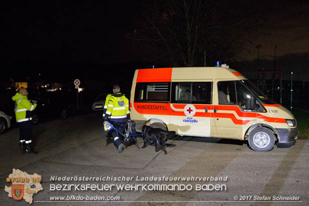 20171113 Personensuche nach 12-jährigen abgängigen Bub in Pfaffstätten  Foto: Stefan Schneider BFK BADEN