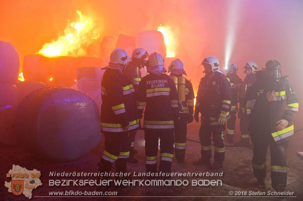 20180101 Brand von Siloballen in Maria Raisenmarkt Ortsteil Untermeierhof  Foto:  Stefan Schneider