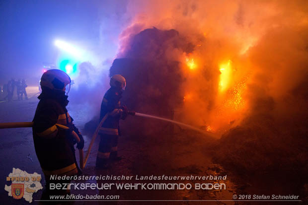 20180101 Brand von Siloballen in Maria Raisenmarkt Ortsteil Untermeierhof  Foto:  Stefan Schneider