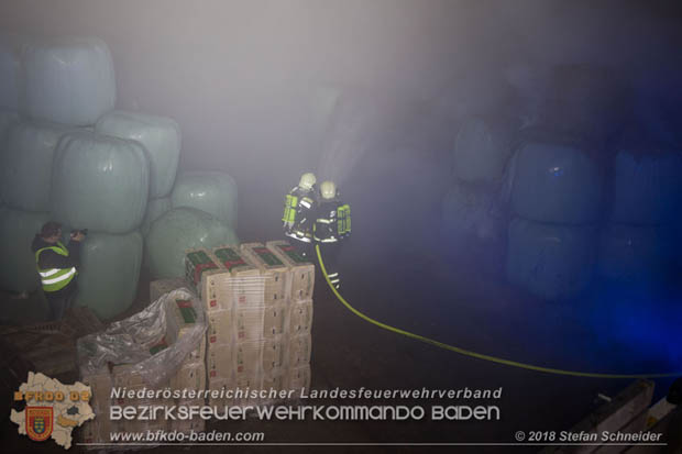 20180101 Brand von Siloballen in Maria Raisenmarkt Ortsteil Untermeierhof  Foto:  Stefan Schneider