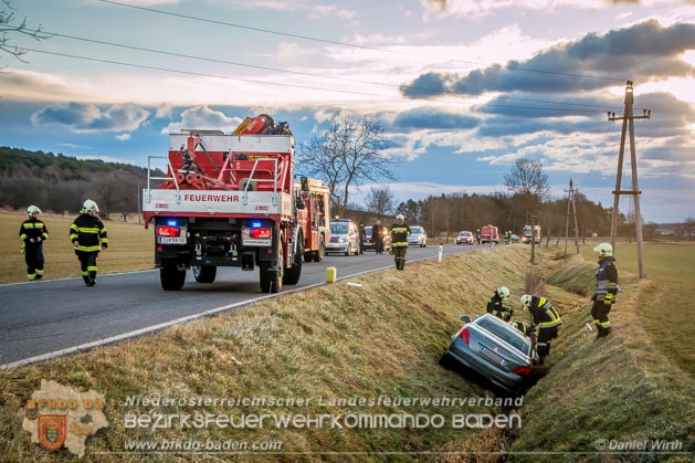 20180102 Fzg Bergung L4007 | Foto: Daniel Wirth 