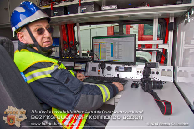 20180320 Brand in einer Lagerhalle Gewerbepark Wienersdorf  Foto:  Stefan Schneider BFK BADEN 